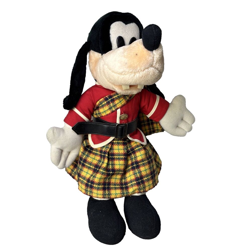 Walt Disney World Scottish Goofy VTG Plush Kilt 17 Inch Stuffed Animal Toy